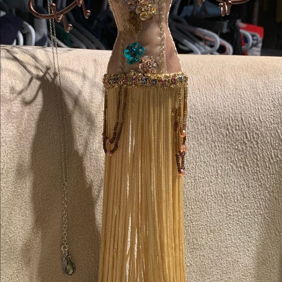 🍒Small Mannequin Doll Rack. Suitable for Necklace , Earrings and Rings. - Picture 6 of 6